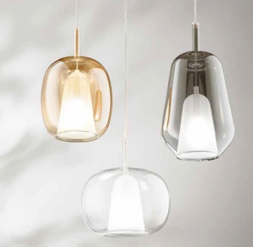 Immagine di Lampadario Thelma 3 Luci Base Oro Con Vetri Colorati Ondaluce