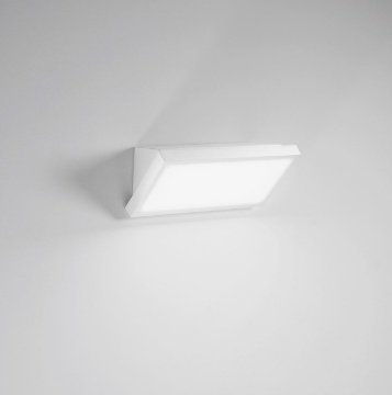 Immagine di Applique Inclinata Bianca IP65 Led 20w Temperatura Settabile