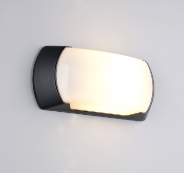 Immagine di Applique Per Esterno Rettangolare Cumana Nero IP65 Trio 1xE27