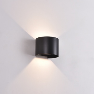 Immagine di Applique Compatta IP65 Led 11w Biemissione Kowa Nero ACB