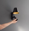 Immagine di Applique Cono Reverse Nero Oro Faretto Led 3000k Orientabile Per Comodini Perenz