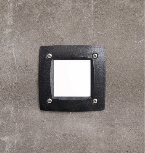 Immagine di Segnapassi da Incasso Muro Anti Corrosione IP66 Parma Nero Top Light