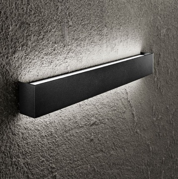 Immagine di Applique Nero Rettangolare Led 30w 3000k Rummo Perenz 81 cm