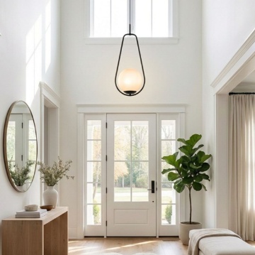 Immagine di Piccolo Lampadario Nero Goccia Con Vetro Bianco Afrodite Bonetti