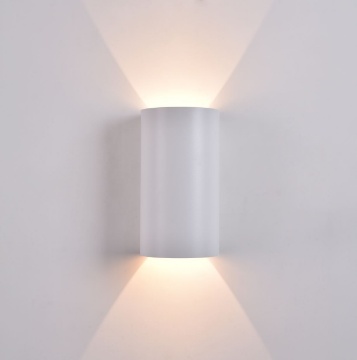 Immagine di Applique Cilindro Bianco Kowa IP65 Biemissione Led CCT Interno Esterno ACB