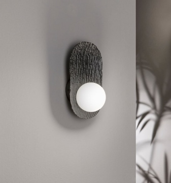 Immagine di Applique Nera Con Sfera Luminosa Led CCT 6w Hockey Fan Europe