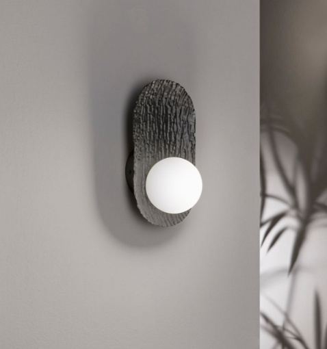 Immagine di Applique Nera Con Sfera Luminosa Led CCT 6w Hockey Fan Europe
