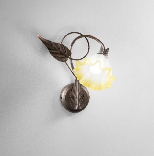 Immagine di Applique Classica Decoro Foglia Marrone Con Vetro Bianco Ambra Tristano Fan Europe